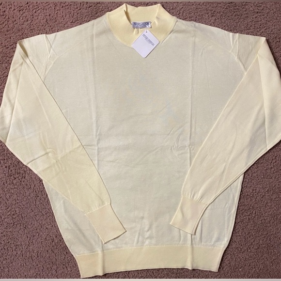 2 Lightweight Mock Neck - Picture 9 of 9